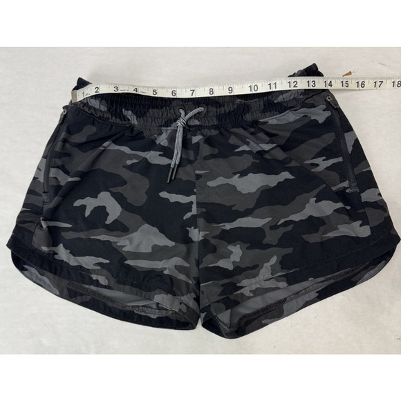 Athleta Girl All Play 3" Short Girl's Sz XXL 16 Athletic Black Camo Zip Pockets - Picture 3 of 9